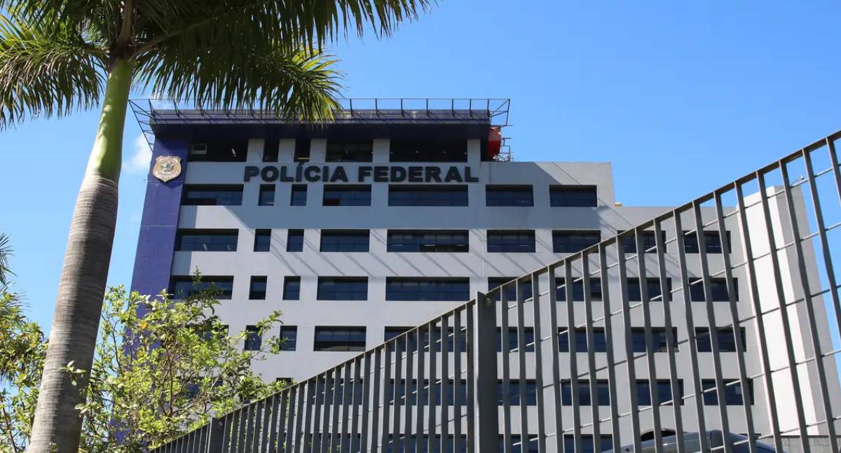 Dono do Banco Master é preso pela PF em operação contra fraudes