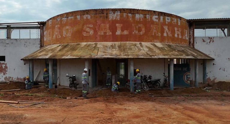 Dra. Taíssa comemora avanço das obras do Estádio João Saldanha em Guajará-Mirim