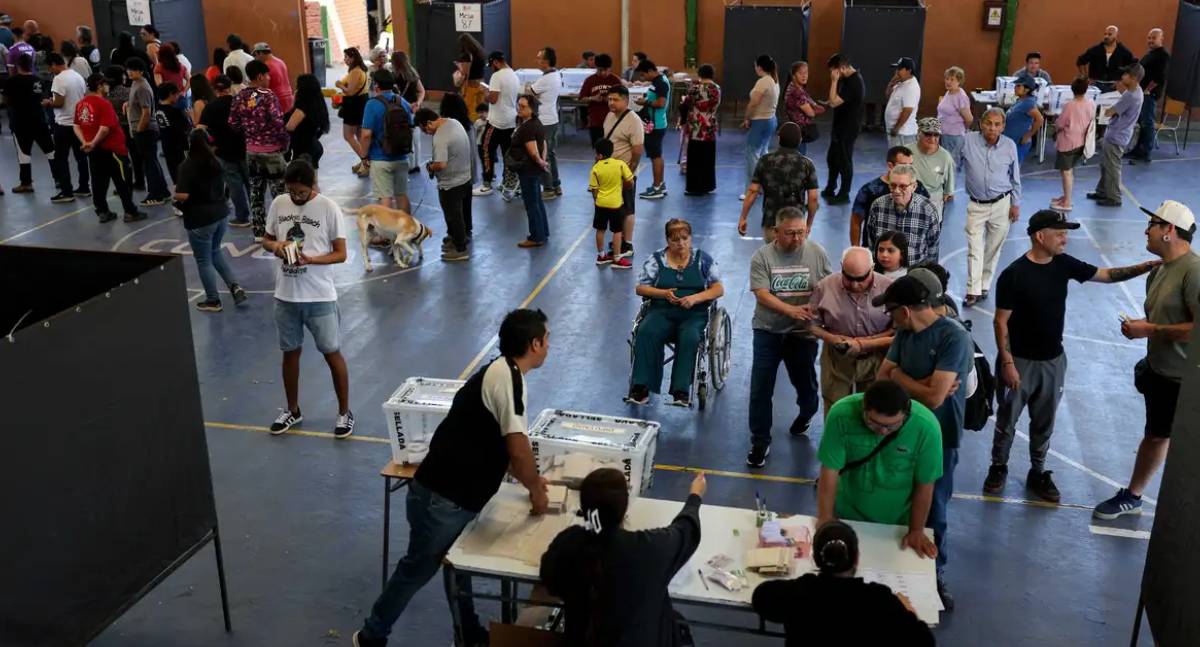 Eleições presidenciais no Chile terão segundo turno entre Jeannette Jara e Kast