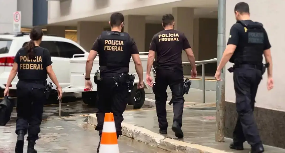 Ex-ministro de Bolsonaro e deputados são alvos de nova fase da Operação Sem Desconto contra fraudes no INSS