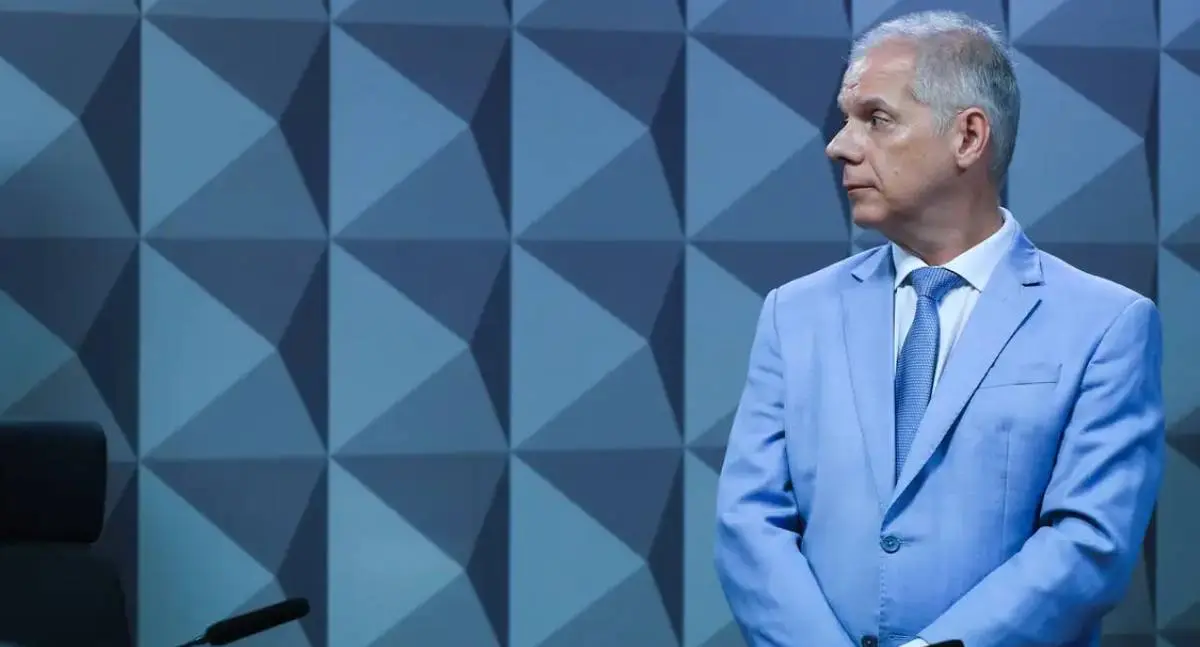 Ex-presidente do INSS recebia R$ 250 mil mensais em propina, aponta PF