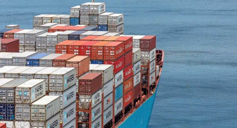 Exportações brasileiras batem recorde em outubro, apesar de tarifaço dos EUA