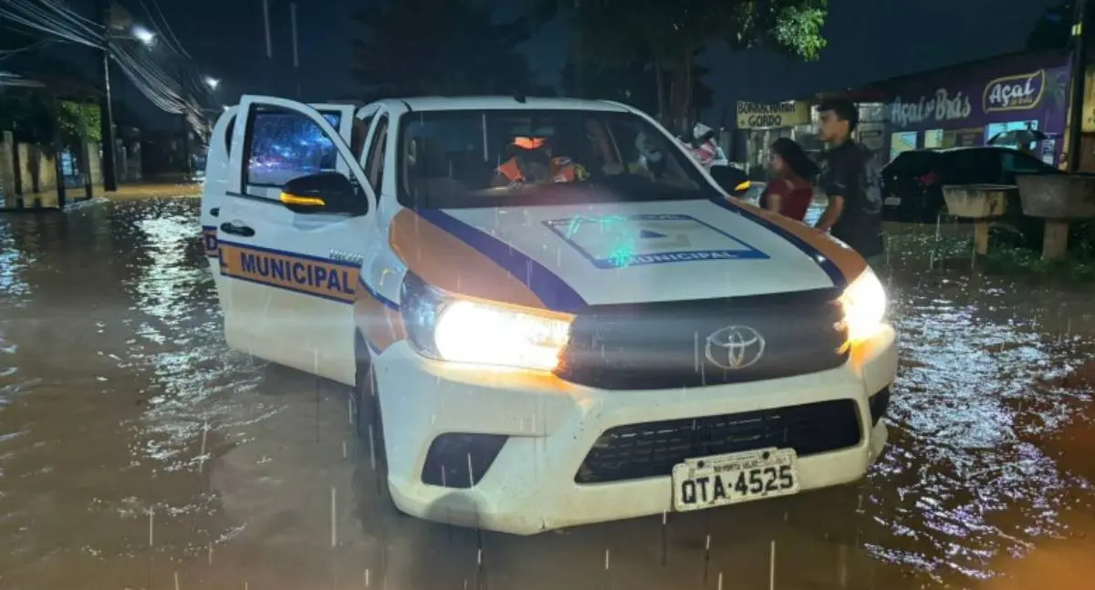 Força-tarefa da Prefeitura de Porto Velho é mobilizada após mais de 100 mm de chuva na capital