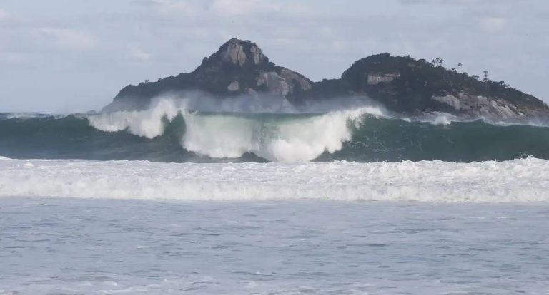 Geólogos flagram fragmentação de placas tectônicas nas Américas