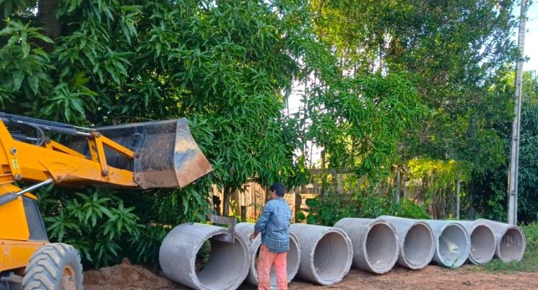 Governo de Rondônia instala manilhas em Extrema para garantir trafegabilidade no período chuvoso