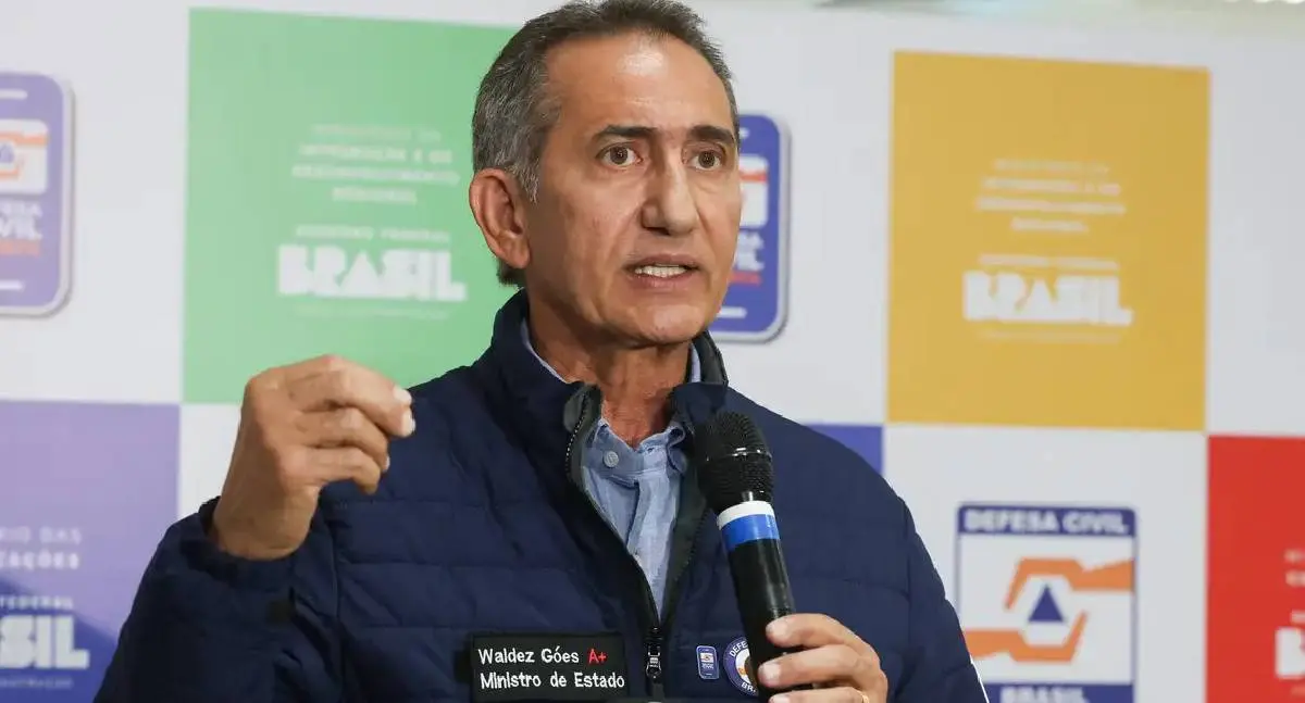 Governo envia equipes ao Paraná após destruição causada por ciclone