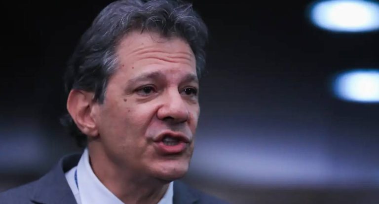Haddad critica versão de PL Antifacção por asfixiar PF e Receita
