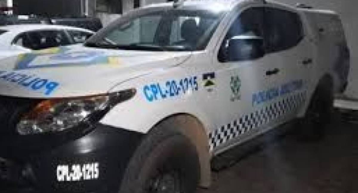 Homem ameaça vítima com arma de fogo após discussão em bar de RO