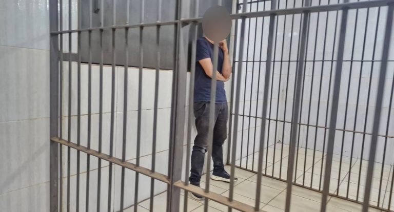 Homem é preso por tráfico ao esconder droga em modem de Wi-Fi