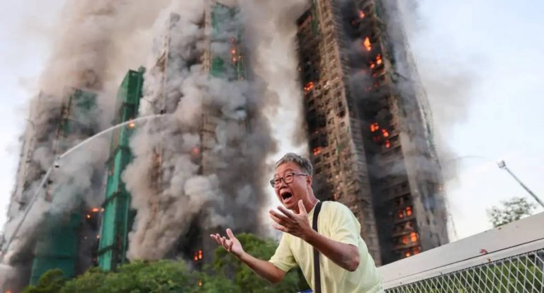 Incêndio em torres residenciais de Hong Kong deixa 36 mortos e centenas de desaparecidos