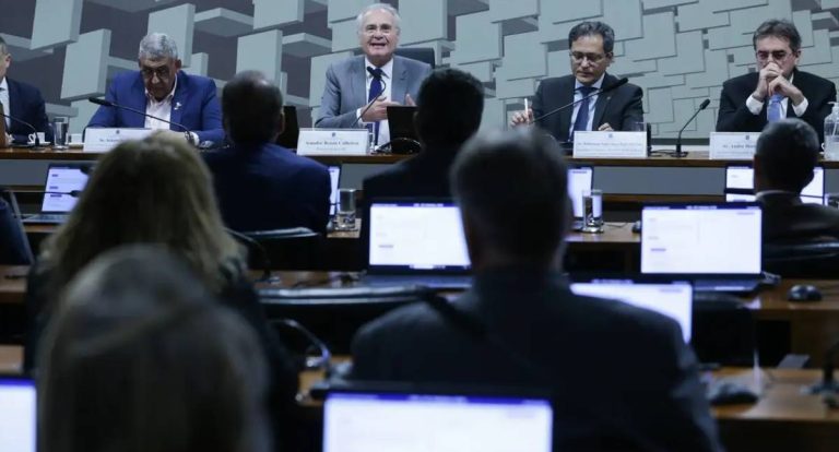 IR: Isenção para quem ganha até R$ 5 mil é aprovada em comissão