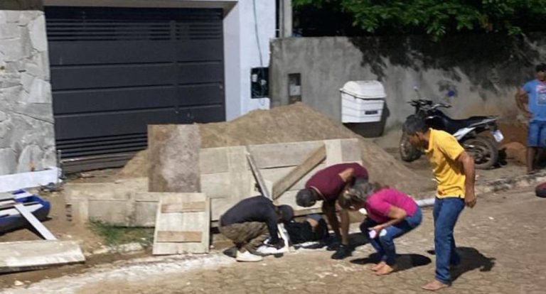 Jovem se fere em acidente de moto no bairro Savana Park em Rondônia