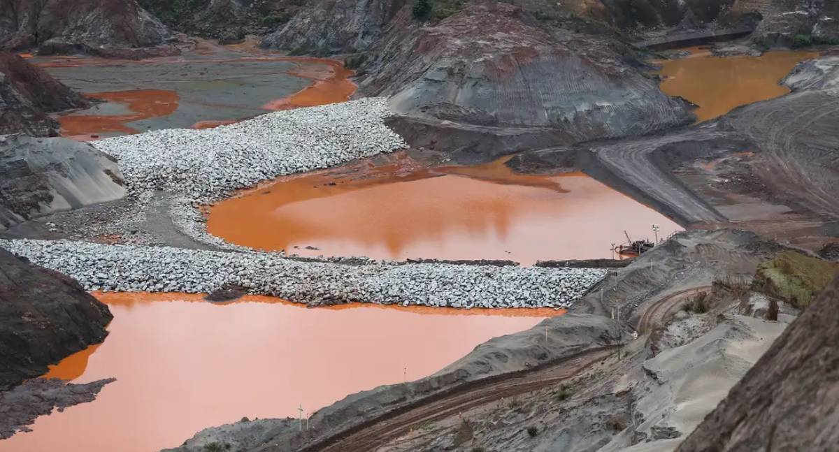 Justiça inglesa condena mineradora BHP por rompimento da Barragem de Fundão em Mariana