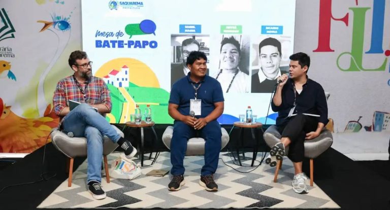 Livro Infantil Kuikuro é distribuído no Alto Xingu