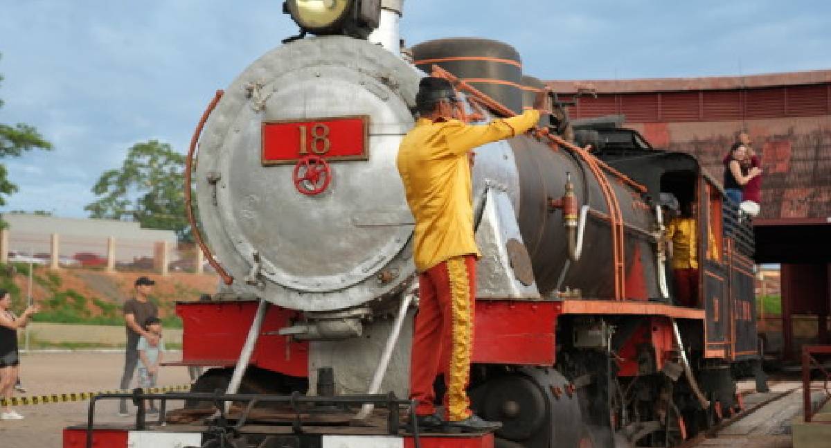 Locomotiva 18 volta a emocionar Porto Velho aos domingos