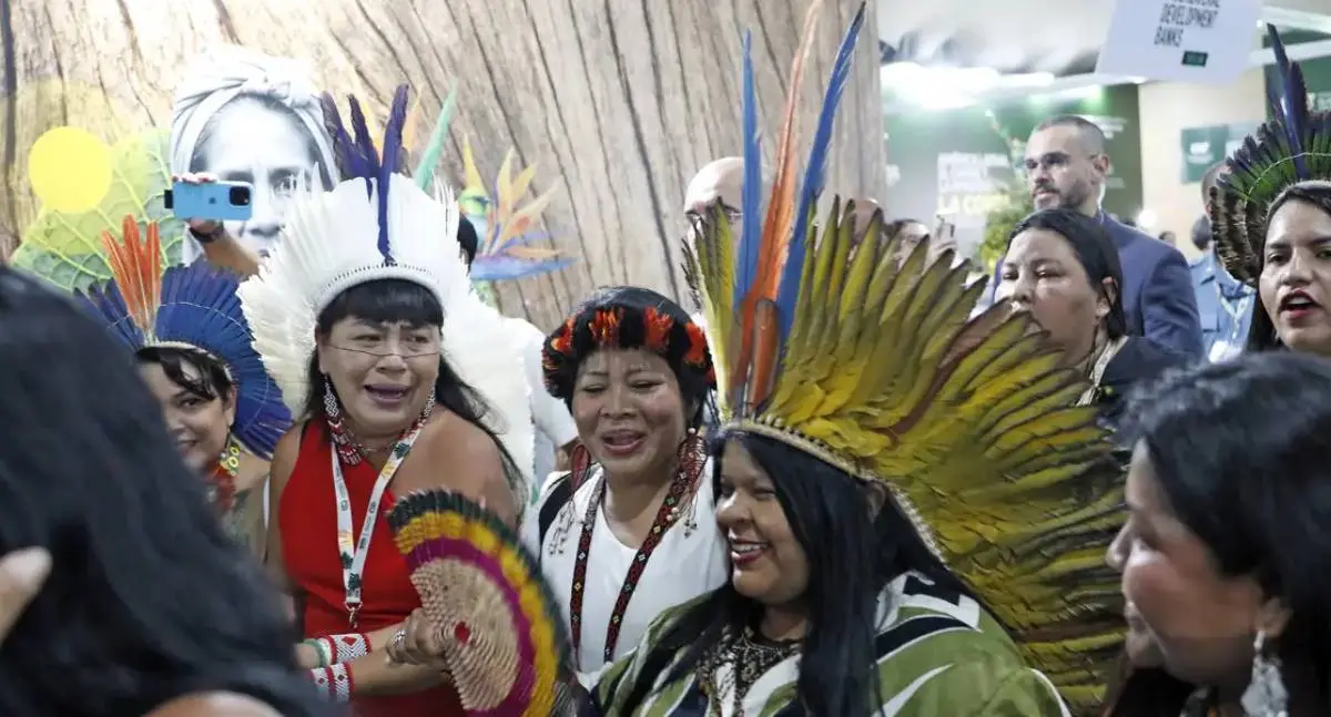 Ministra Sônia Guajajara afirma que COP30 colocou a pauta indígena no centro do debate global