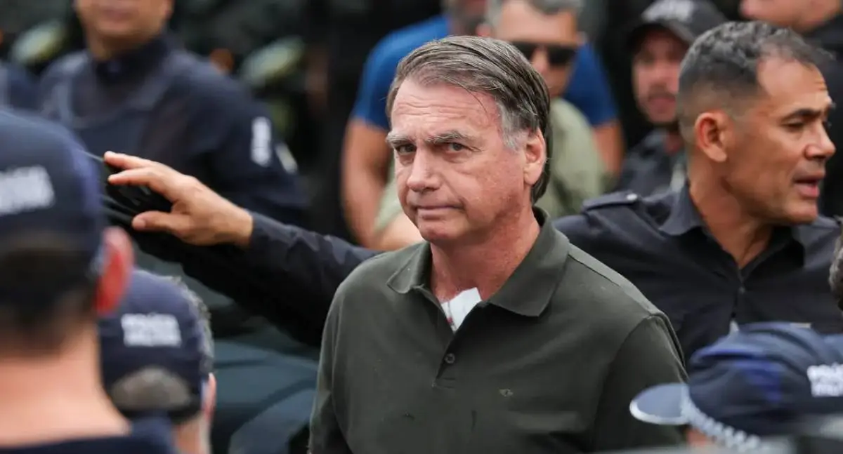 Moraes decide que Bolsonaro cumprirá pena na Superintendência da Polícia Federal