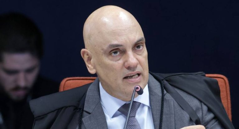 Moraes rejeita recurso de Bolsonaro e mantém condenação por golpe