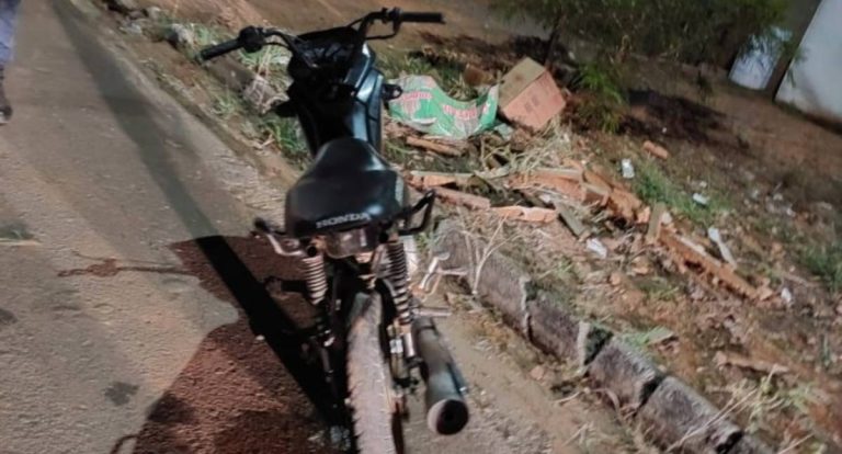 Motociclista é detido após fuga e manobras perigosas em RO