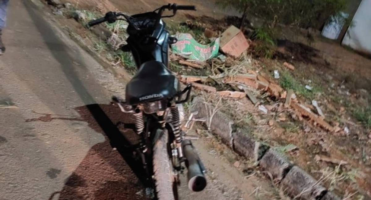 Motociclista é detido após fuga e manobras perigosas em RO