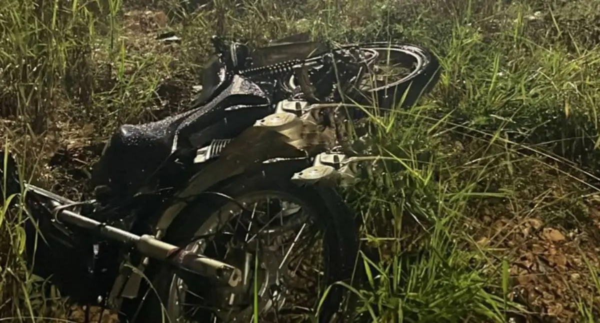 Motociclista morre após possível queda na Rua 6 de Maio
