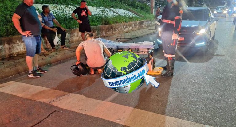 Motociclista para na faixa de pedestre e é atropelada por carro