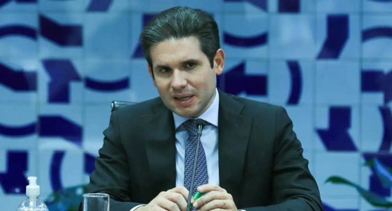 Motta defende relator do PL Antifacção e nega retirada de poderes da Polícia Federal