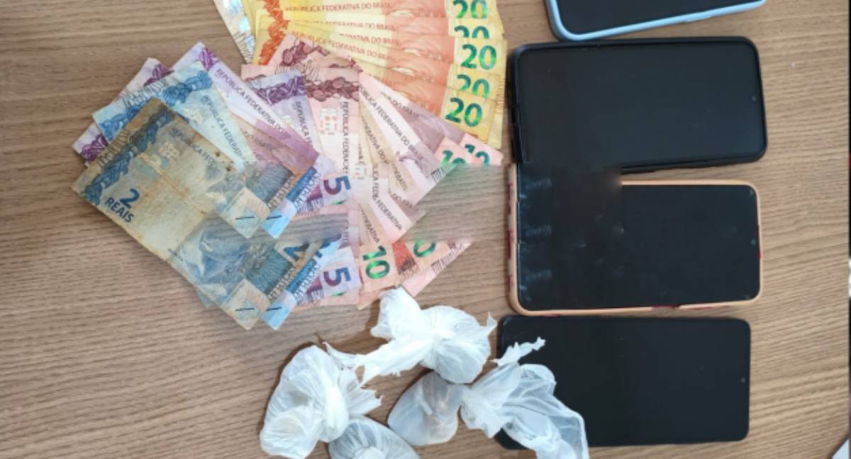 Mulher é presa em flagrante por tráfico de drogas em Parecis