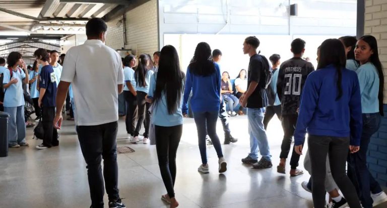 Pé-de-Meia: nascidos em setembro e outubro recebem 9ª parcela