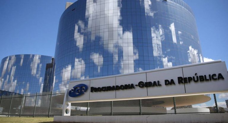 PGR solicita ao STF condenação de deputados do PL por corrupção