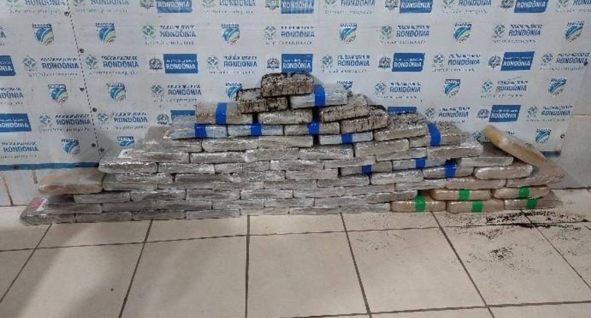 Polícia Militar realiza operação e apreende 75 kg de maconha em ação na Zona Leste