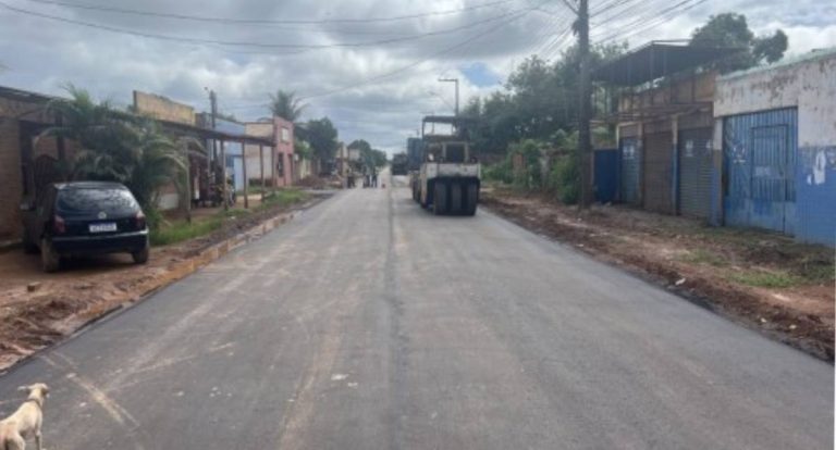 Prefeitura avança com obras de drenagem e pavimentação na avenida Raimundo Cantuária, zona Leste de Porto Velho