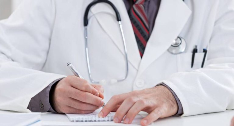 Prefeitura de Jaru convoca sete médicos aprovados em concurso público