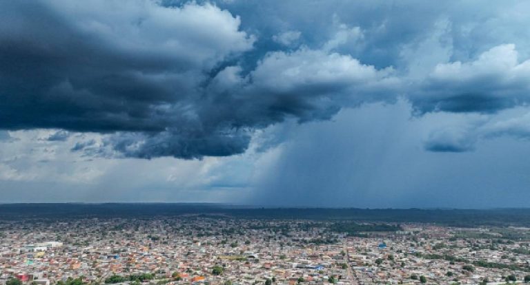 Prefeitura de Porto Velho orienta população sobre cuidados em períodos de fortes chuvas