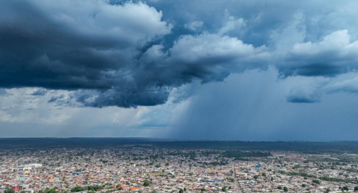 Prefeitura de Porto Velho orienta população sobre riscos de chuvas intensas e ventos fortes