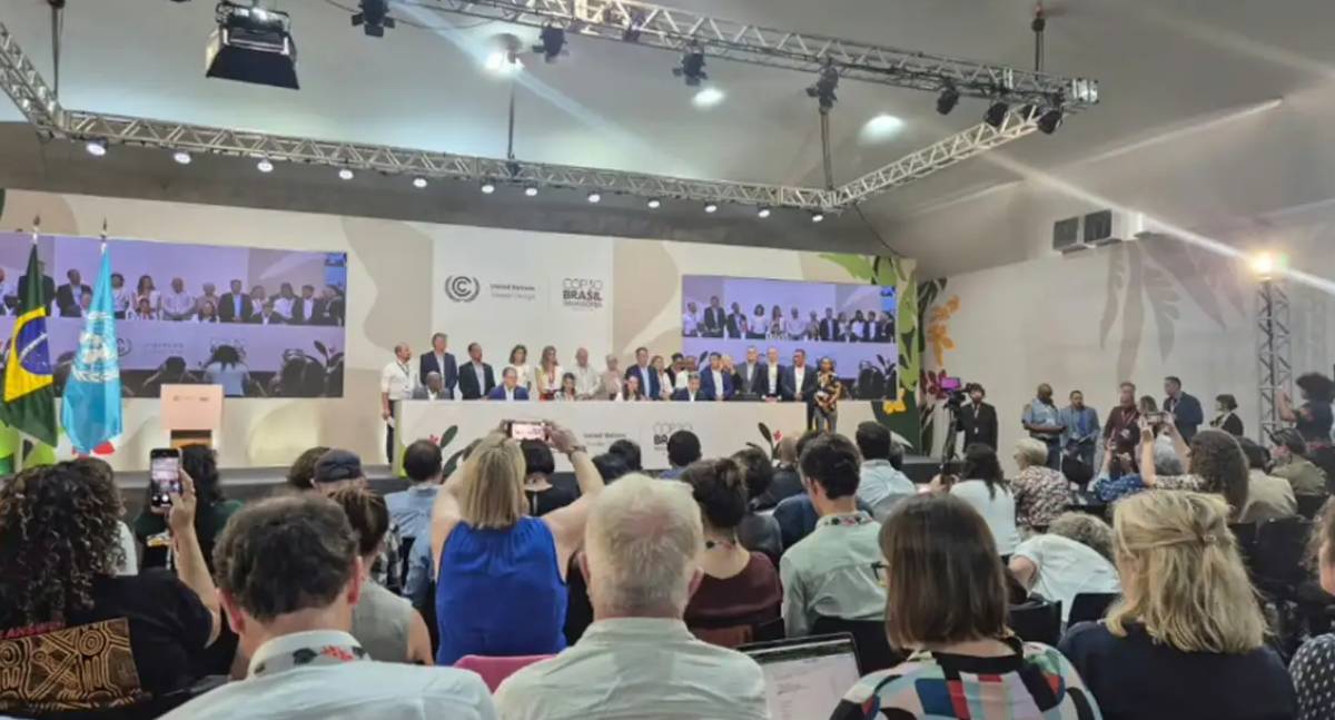 Rascunho da carta final da COP30 propõe limitar aquecimento global a 1,5°C