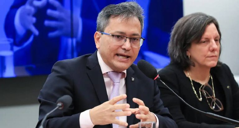 Receita defende lei dura contra devedor contumaz