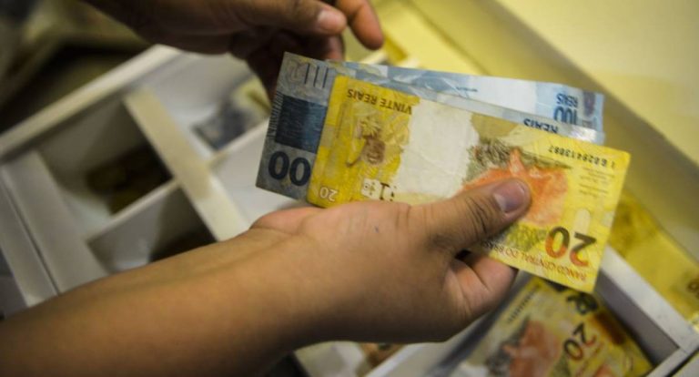 Renda Desigualdade Ipea tem melhores resultados desde 1995