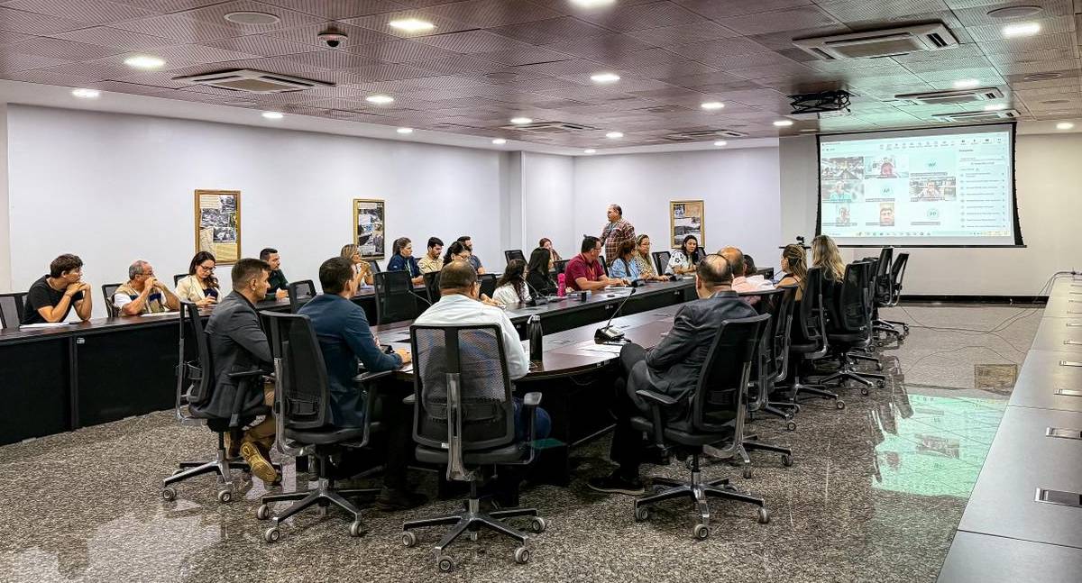 Reunião debate integração e políticas para Faixa de Fronteira