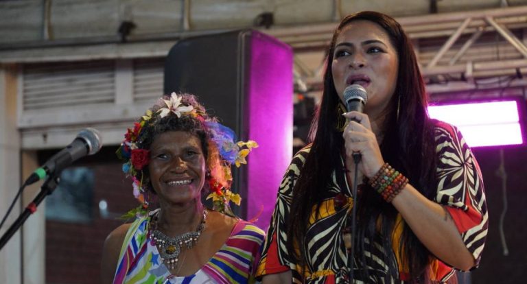 Sarau transforma o Mercado Cultural em palco de luta, memória e identidade