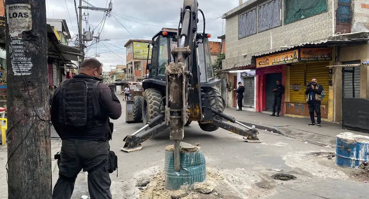 Senado aprova PL que criminaliza barricadas usadas para cometer crimes