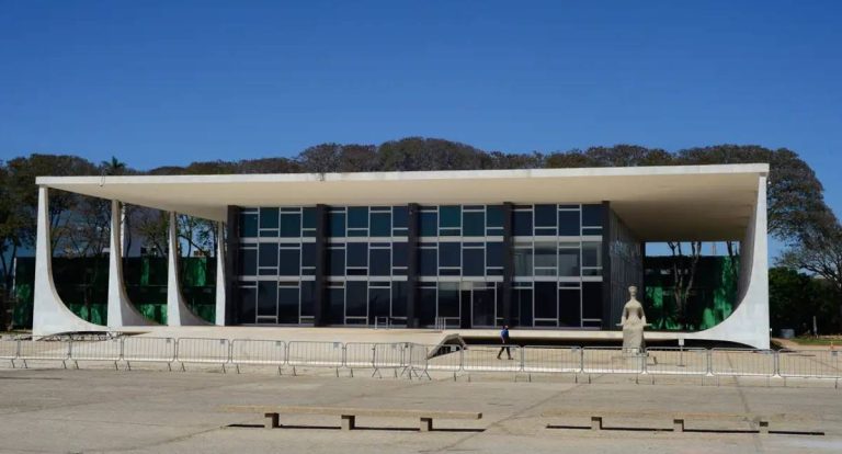 STF reconhece omissão do Congresso por não instituir imposto sobre grandes fortunas