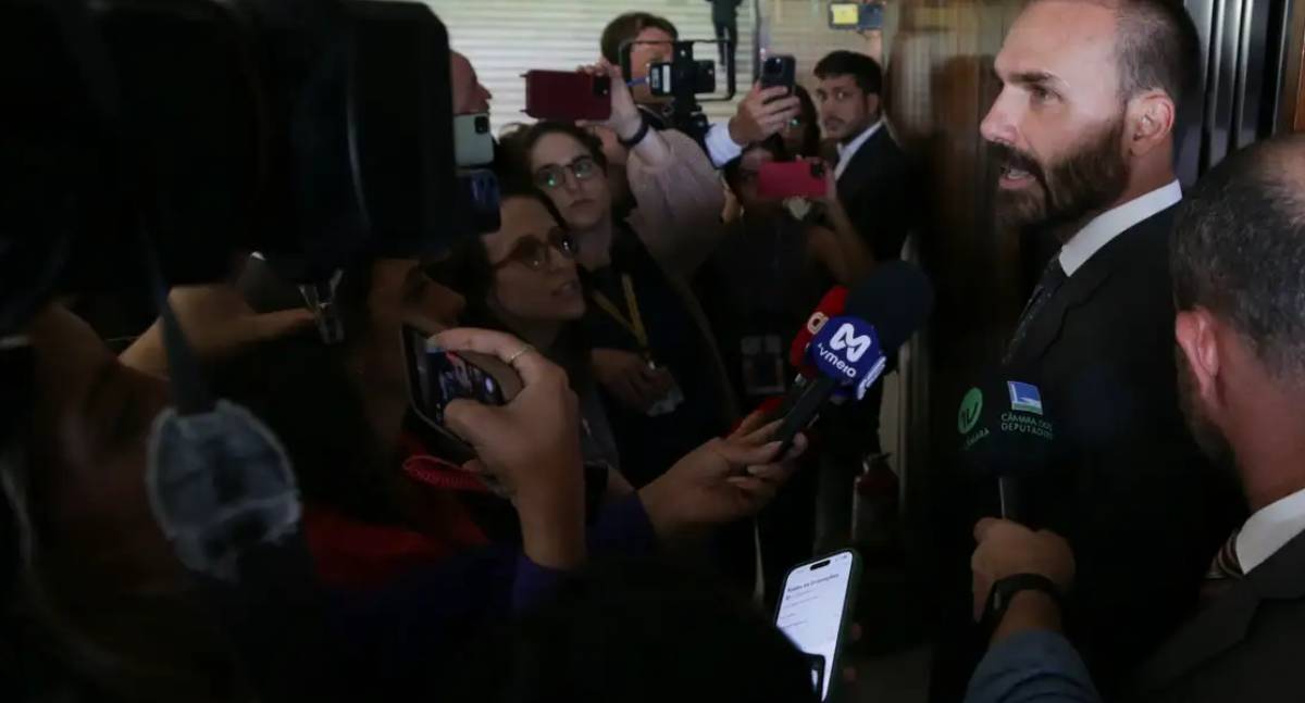 STF torna Eduardo Bolsonaro réu por coação em inquérito sobre golpe de Estado