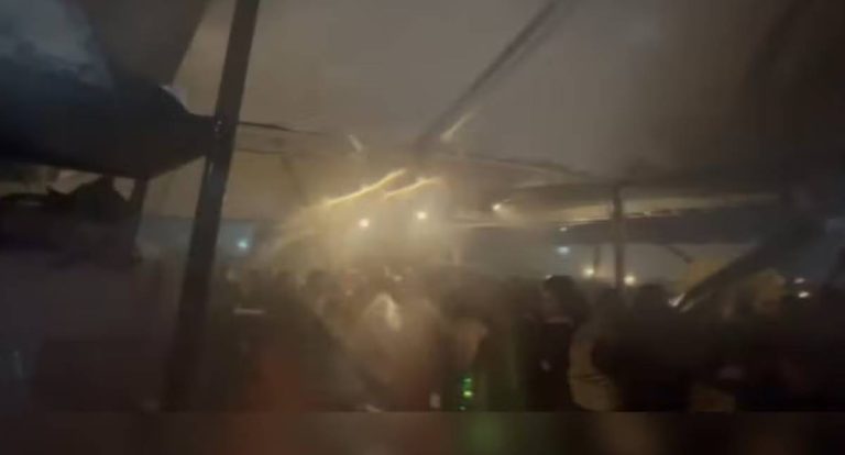 Temporal causa desabamento de tenda em festa universitária