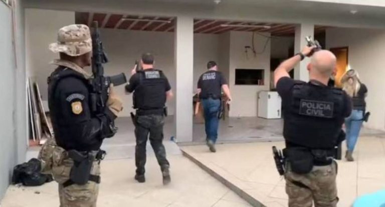 Transportadora gaúcha recrutava caminhoneiros para o tráfico em RO