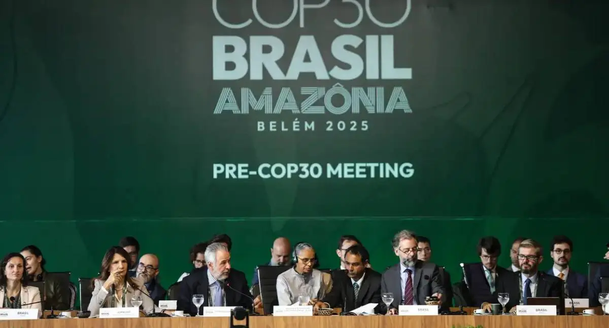 União Europeia tenta definir nova meta climática antes da COP30