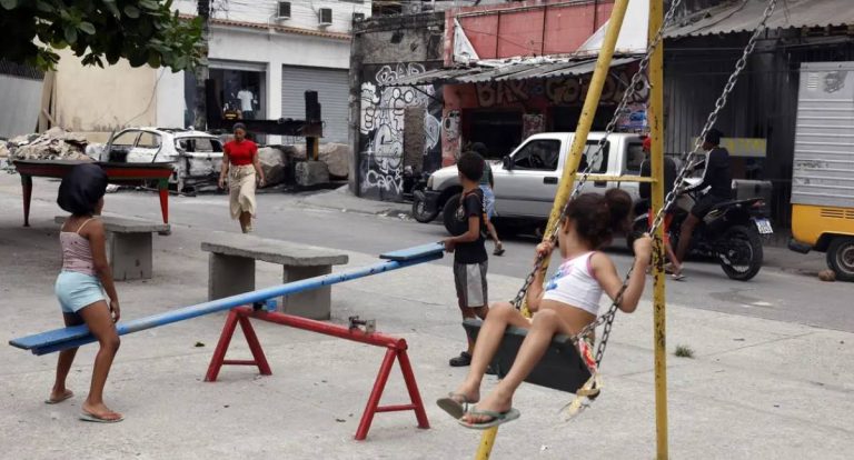 Unicef lança agenda de proteção para crianças e adolescentes de periferia