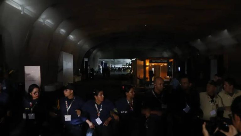 Vinte e um atendidos após incêndio na COP30