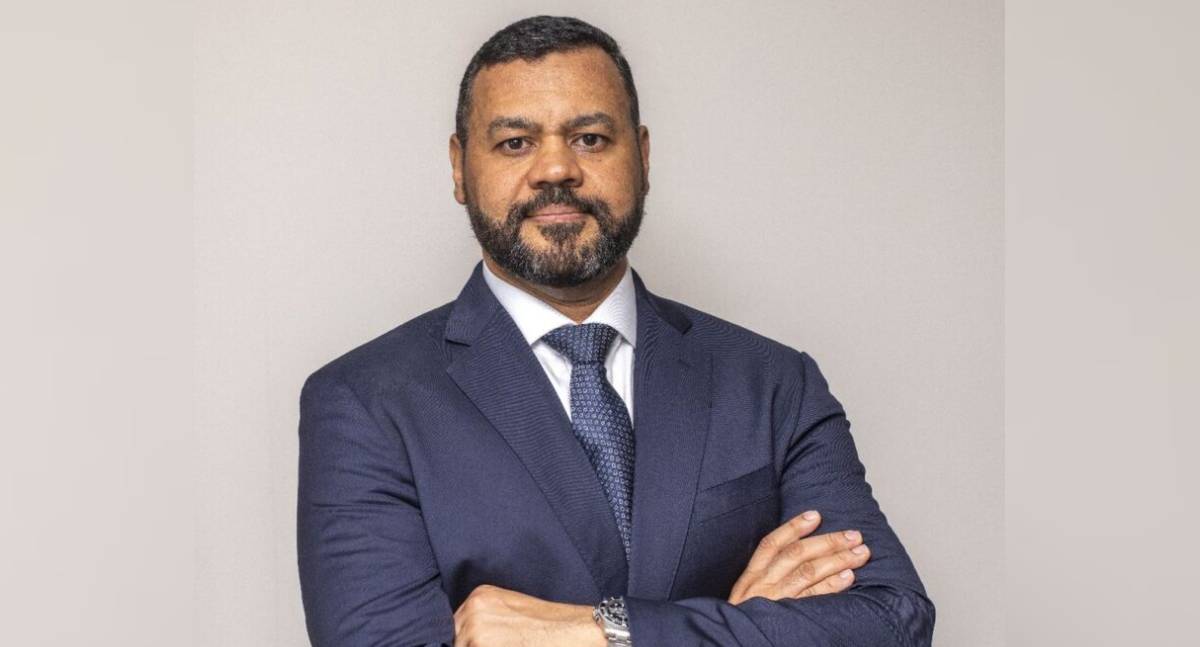 Voto distrital misto pode fortalecer vínculo entre representantes e eleitores, avalia Sidney Neves