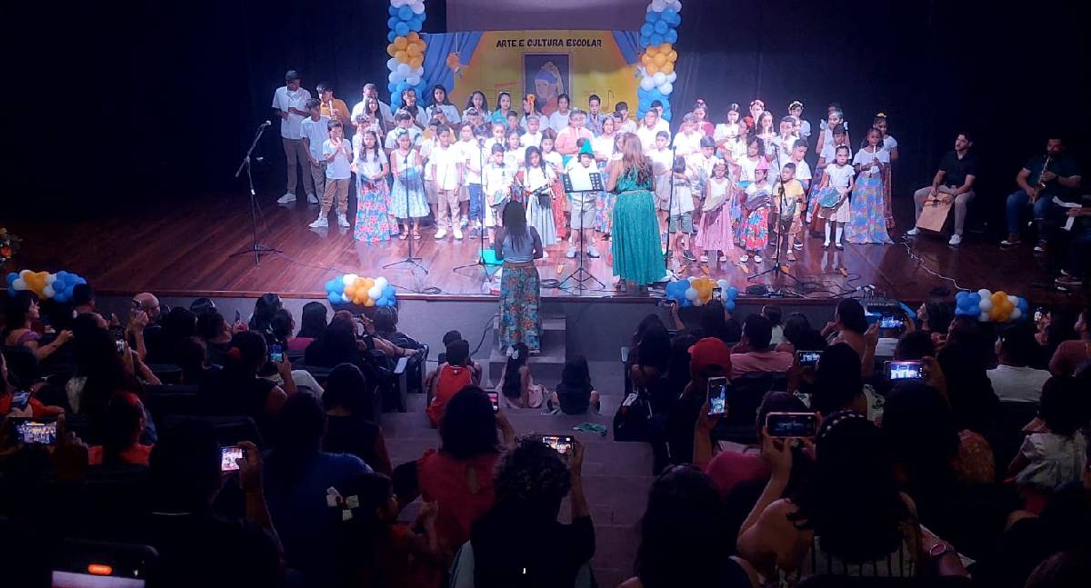 XI Mostra Cultural reúne alunos dos CMACEs em Porto Velho